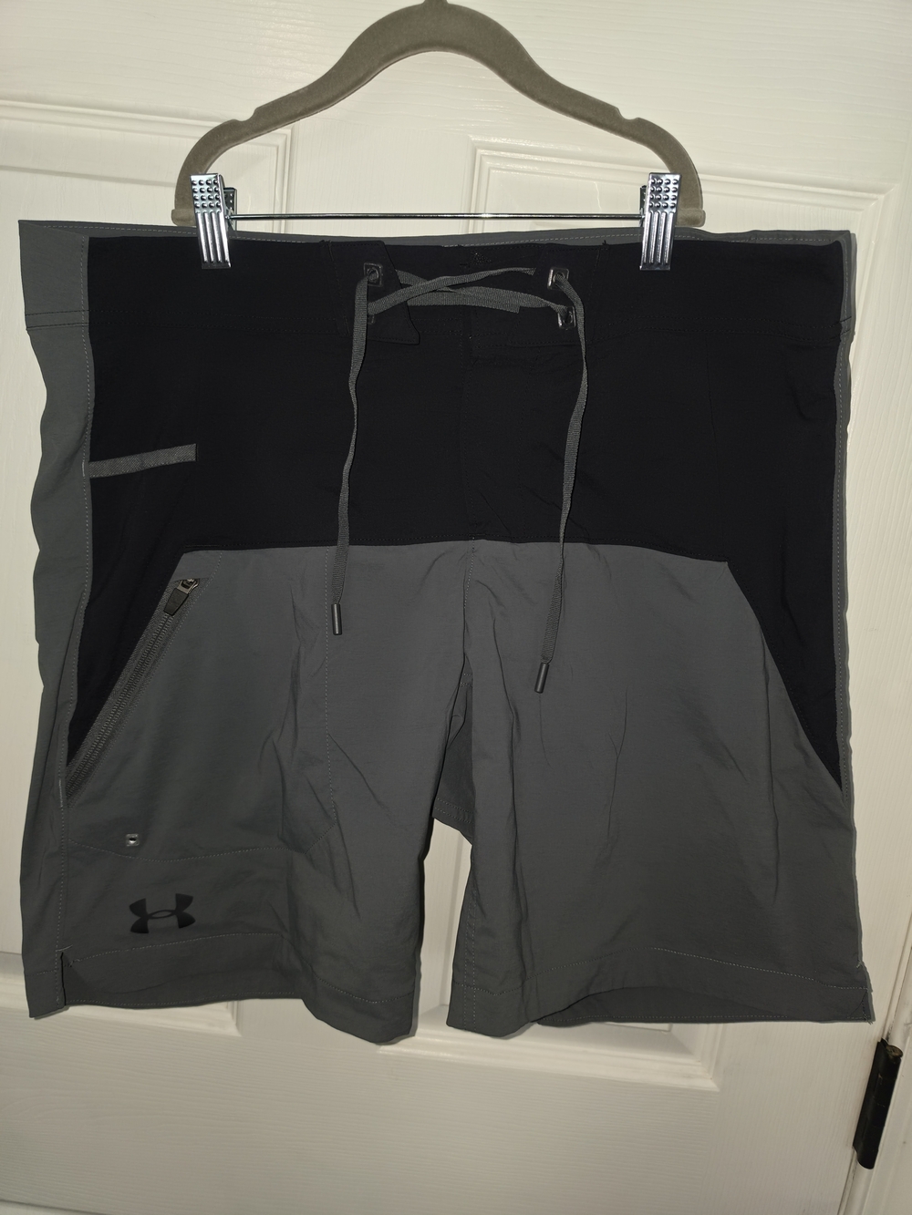 Men's Under Armour Gray Board Shorts with Black Waistband